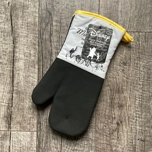 Winnie the Pooh Eeyore oven mitts. Brand new